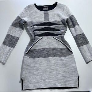 Optical Illusion Bodycon Hourglass Monochrome Sweater Dress-Size L